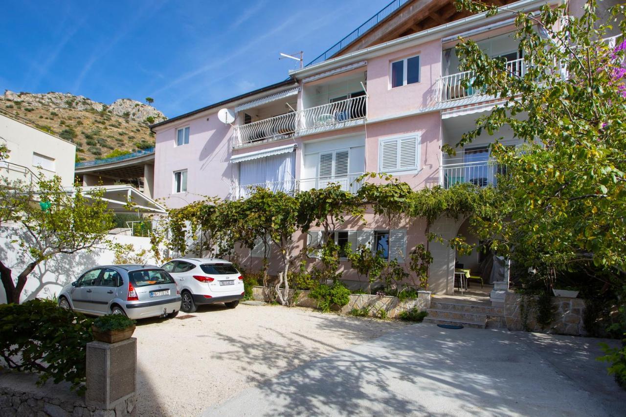 Apartmani Matko i Ana Podgora Esterno foto