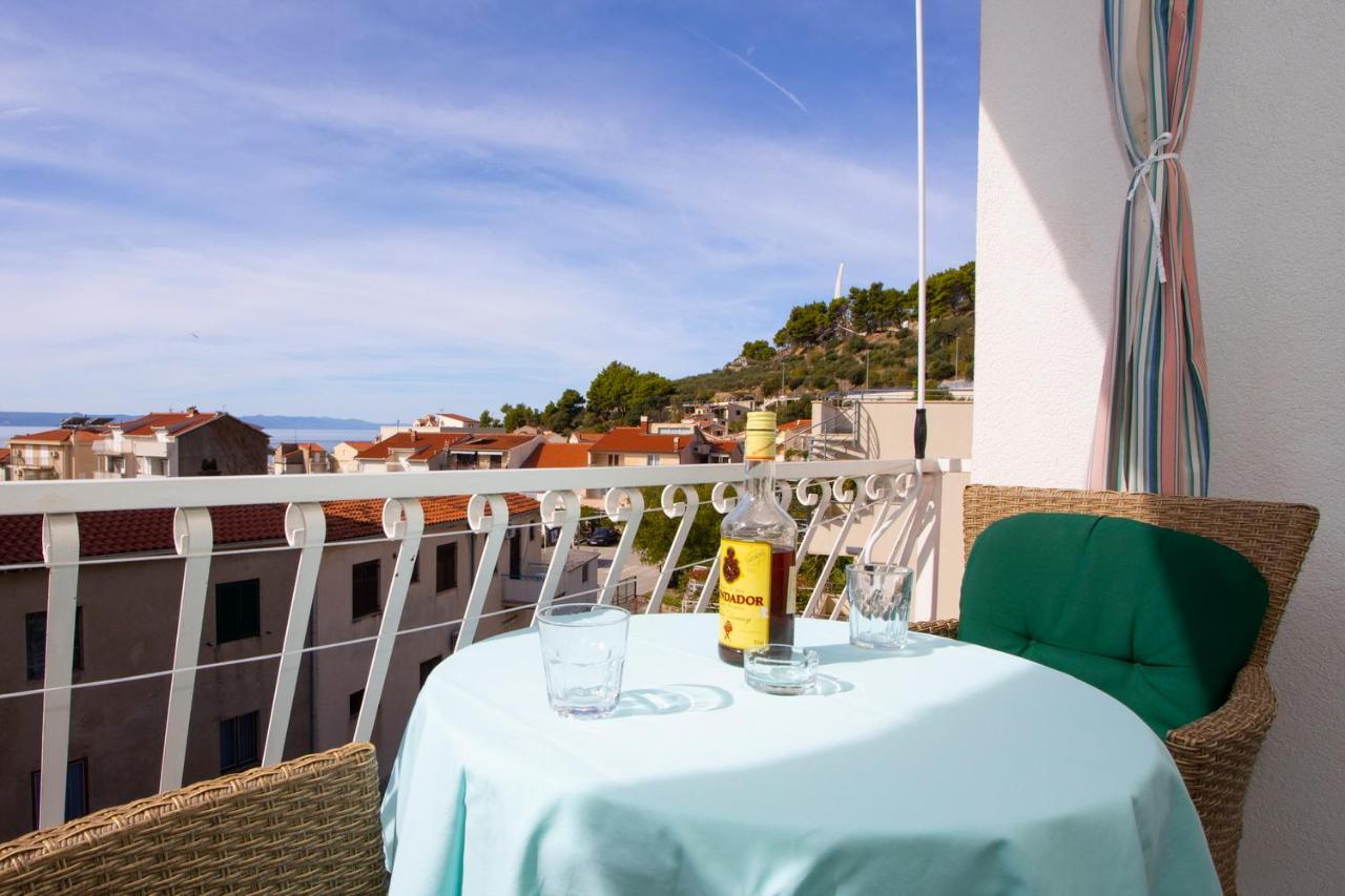 Apartmani Matko i Ana Podgora Esterno foto