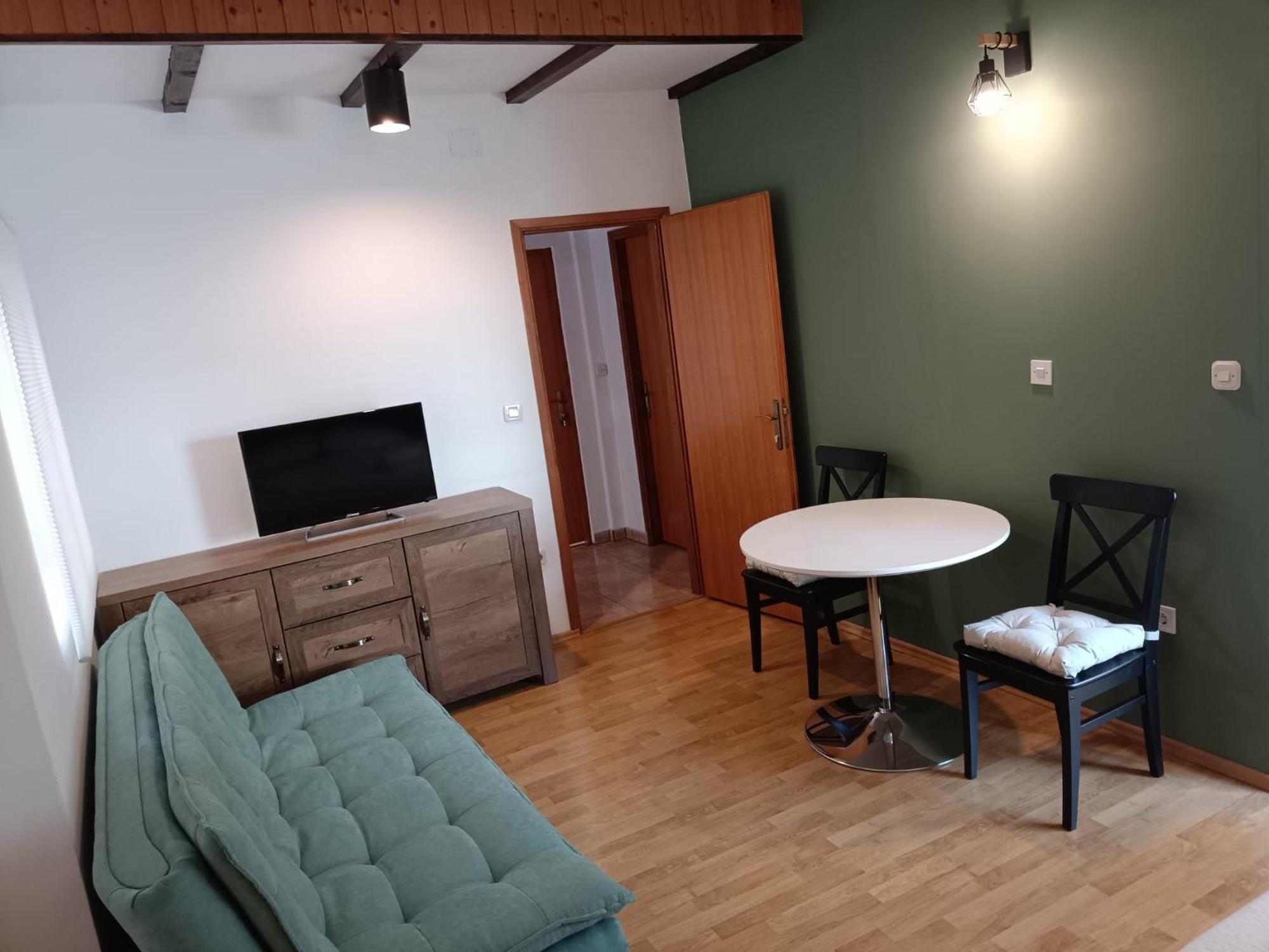 Apartmani Matko i Ana Podgora Esterno foto